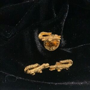 Elegant Gold Crocodile Earrings